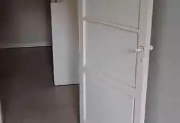 Apartments For sale - 3 rooms - floor 2