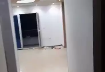 عقارات للبيع - 3 غرف - بالدور 8