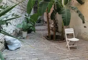 Apartment with Garden For sale - 3 rooms - floor 0