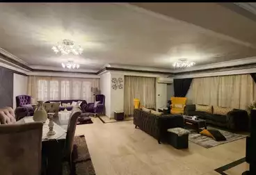 Apartments For sale - 3 rooms - floor 8