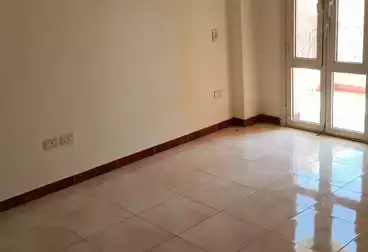 شقق للإيجار - 3 غرف - بالدور 3