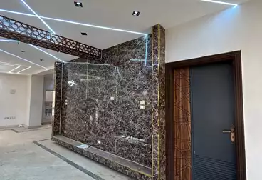 إداري للإيجار - 4 غرف - بالدور 5