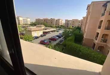 Apartments For sale - 3 rooms - floor 2
