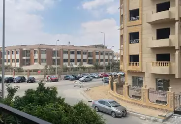 Apartments For sale - 3 rooms - floor 1