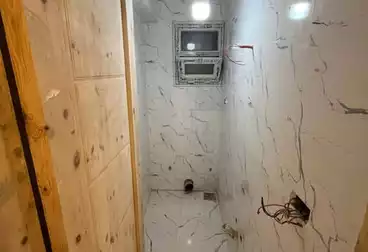 شقق للبيع - 3 غرف - بالدور 8