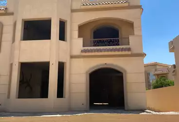 فلل للبيع - 5 غرف