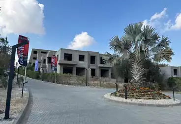 عقارات للبيع - 2 غرف - بالدور 0