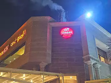 محلات للإيجار في شارع البستان، الشيخ زايد، 120 متر