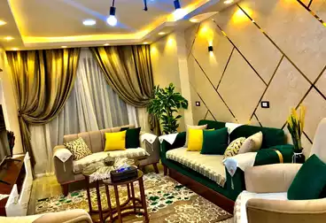شقق للبيع - 3 غرف - بالدور 1