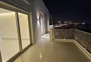 Apartments For rent - 3 rooms - floor 5