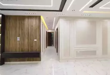 Apartments For sale - 3 rooms - floor 4