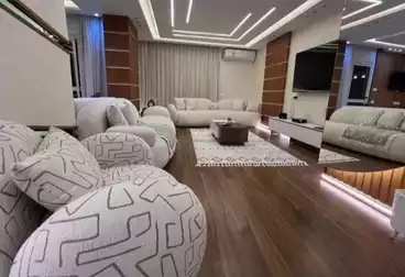 Furnished Apartment For rent - 3 rooms - floor 5