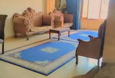 شقق مفروشة للبيع - 3 غرف - بالدور 8