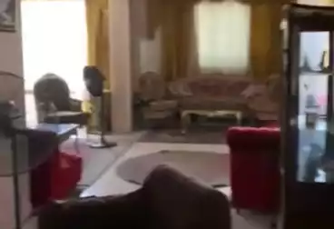 شقق للبيع - 3 غرف - بالدور 8