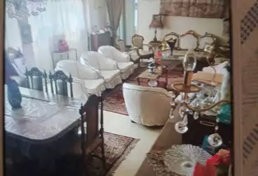 شقق للبيع - 3 غرف - بالدور 1