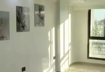 شقق للبيع - 3 غرف - بالدور 6