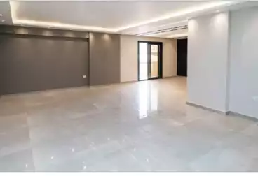 مكاتب للإيجار - 3 غرف - بالدور 3