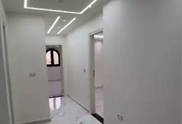 إداري للإيجار - 2 غرف - بالدور 6