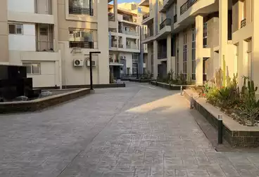 Apartments For sale - 3 rooms - floor 1