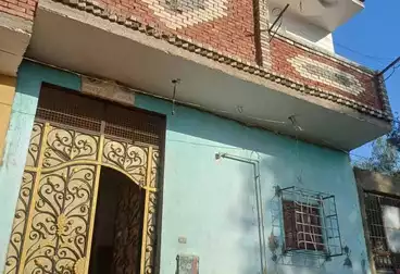 House / Home For sale - 3 rooms