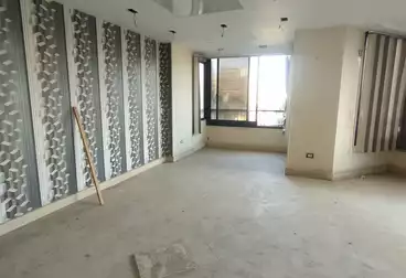 Apartments For sale - 3 rooms - floor 4