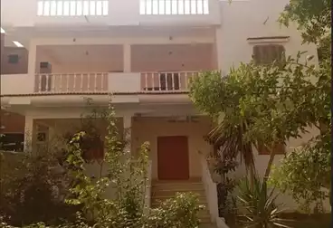 Villas For sale - 5 rooms