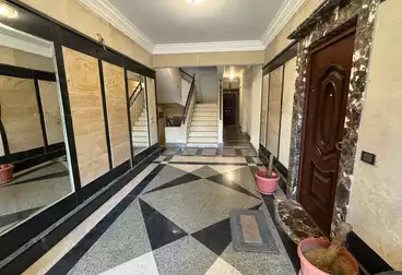 عقارات للبيع - 2 غرف - بالدور 1