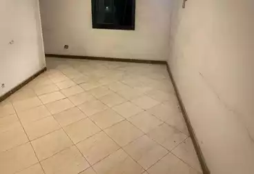 undefined undefined - 2 rooms - floor 5
