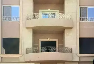 Apartments For sale - 3 rooms - floor 1