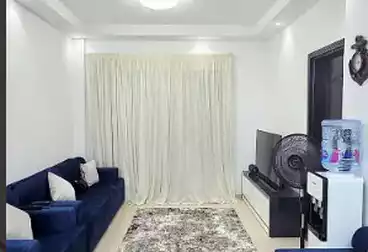 شقق مفروشة للبيع - 2 غرف - بالدور 1