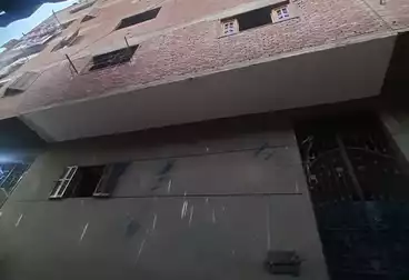 Building For sale - 3 rooms
