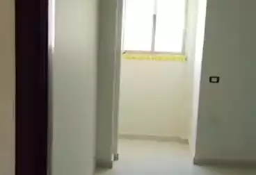 undefined undefined - 2 rooms - floor 8