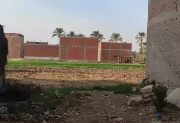 أراضي للبيع