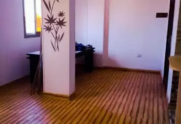 Building For sale - 10 rooms