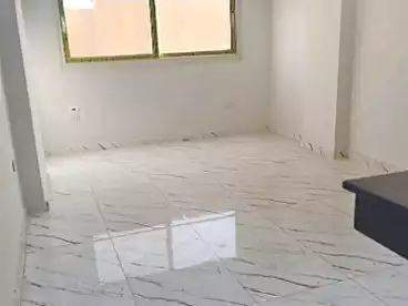 عقارات للبيع - 3 غرف - بالدور 4