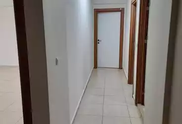 Apartments For sale - 3 rooms - floor 1