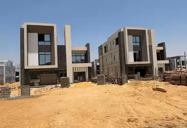 فيلا منفصلة للبيع - 5 غرف