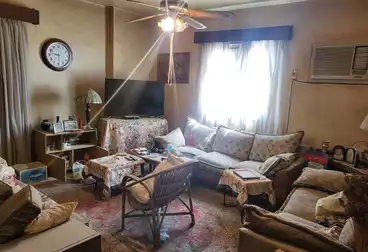 Apartments For sale - 3 rooms - floor 8