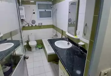 Furnished Apartment For sale - 2 rooms - floor 12