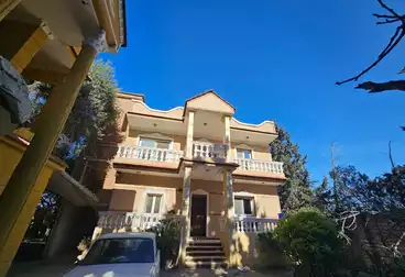 Garden Villa For sale - 6 rooms