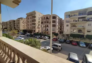 شقق للبيع - 3 غرف - بالدور 1