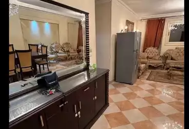 شقق مفروشة للبيع - 3 غرف - بالدور 7