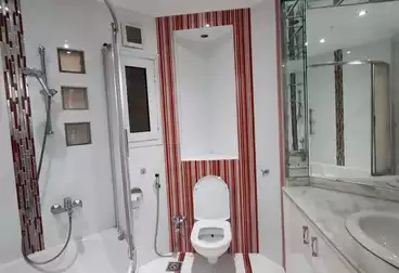 شقق للبيع - 3 غرف - بالدور 8