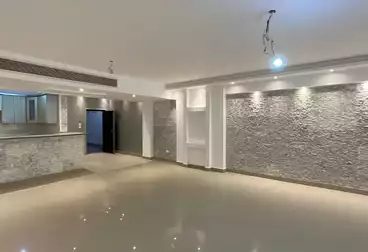Apartments For sale - 3 rooms - floor 1