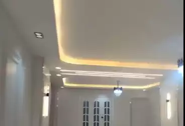 Apartments For sale - 3 rooms - floor 4