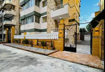 Villas For sale - 9 rooms