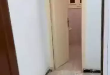 Apartments For sale - 4 rooms - floor 1