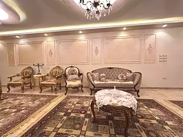 شقق للبيع - 3 غرف - بالدور 8