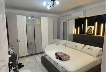 Apartments For sale - 2 rooms - floor 2