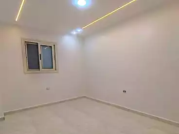 شقق للبيع في شارع عين شمس، البيطاش، 145 متر